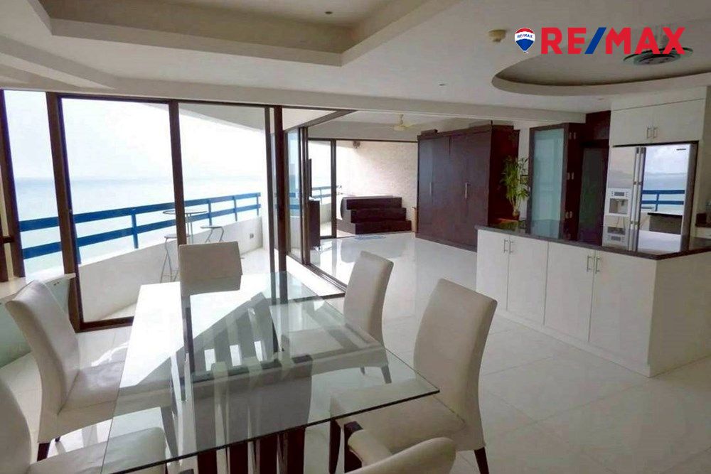 Eladó duplex penthouse a Jomtien Plaza Condotelben, Jomtien Beach