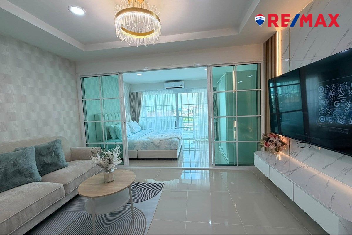 Eladó 38 m²-es stúdió a Pattaya Plaza Condotelben